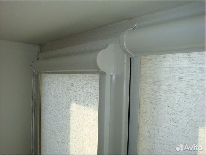 Рулонные штор Жалюзи День-Ночь