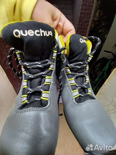 Лыжные ботинки