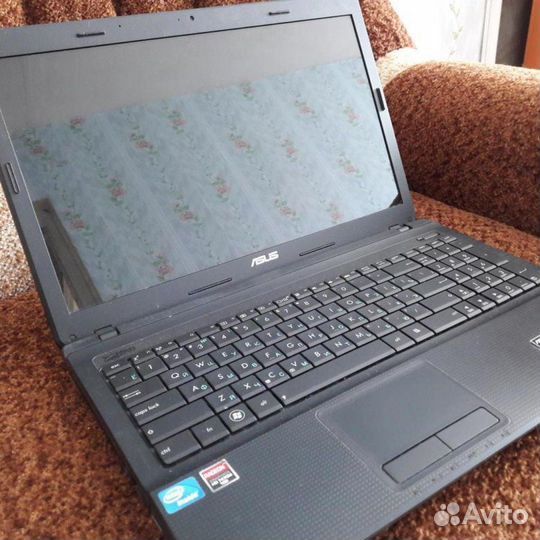 Asus x54h-sx196r, i3, amd 7470