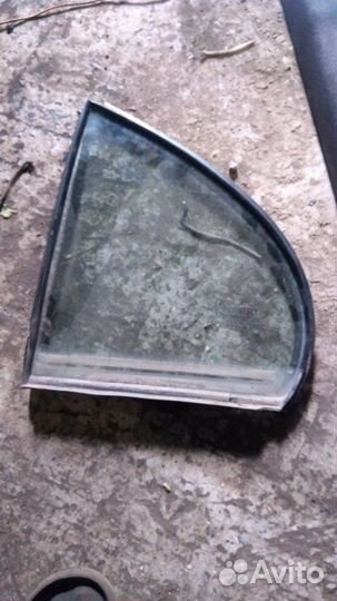 Стекло двери задней левой (форточка) Geely emgrand