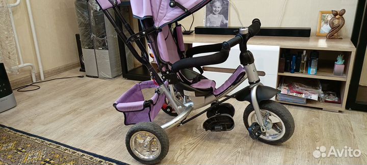 Детский велосипед трехколесный с ручкой