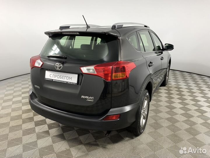 Toyota RAV4 2.2 AT, 2015, 211 712 км