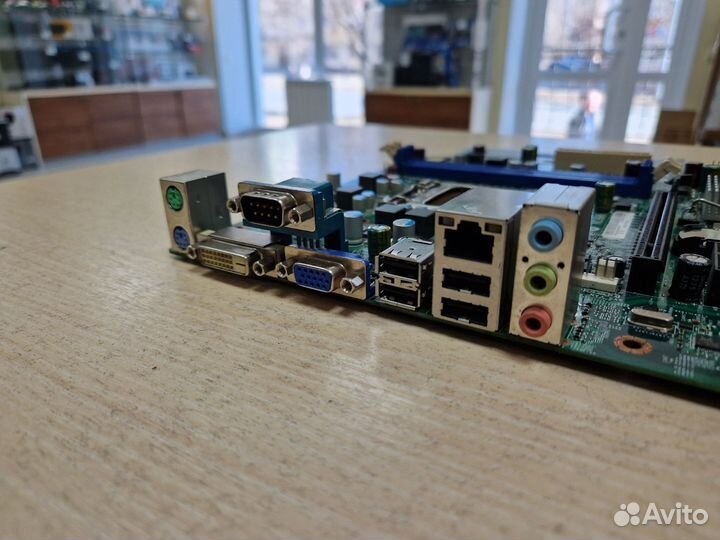 Материнская плата Lenovo IH61M S-1155