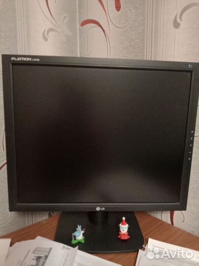 Монитор LG