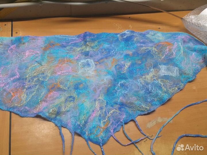 Платок бактус из шерсти