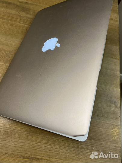 Macbook air 13 early 2015