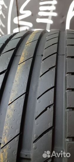 Kumho Ecsta PS71 235/50 R18