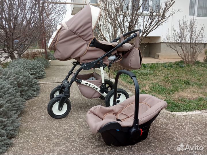 Детская коляска