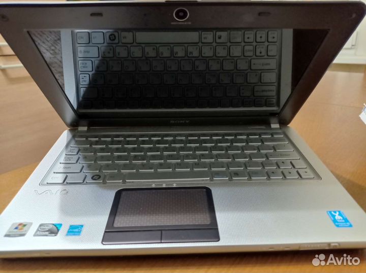 Нетбук sony vaio pcg-21213v, сумка в подарок