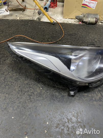 Фара левая Hyundai Solaris