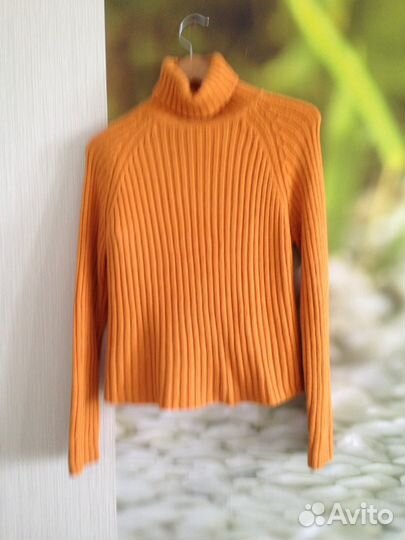 Свитер из шерсти 46 размер