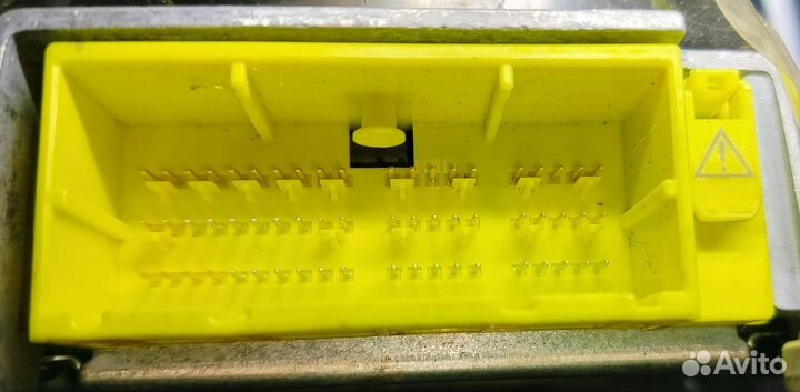 Блок управления airbag Toyota Corolla 120