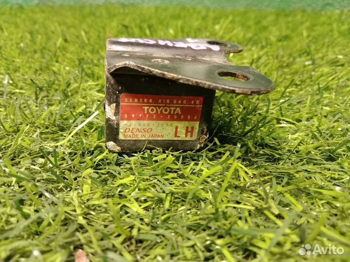 Блок управления airbag для Toyota Avensis T220