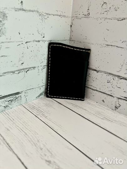 Продам кожаный картхолдер