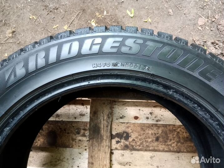 Bridgestone Ice Cruiser 7000 235/55 R19 101T