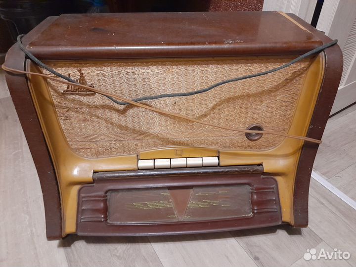 Радиоприемник старый советский Аврора