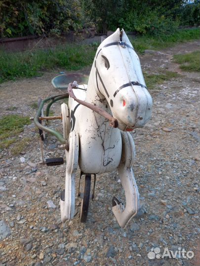 Педальный конь СССР