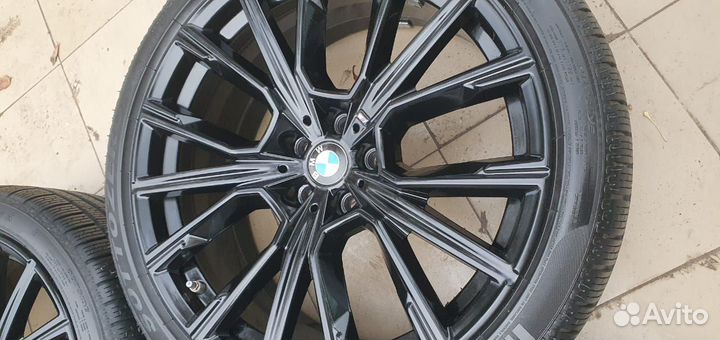 Разноширокие оригинал на BMW 7G11/12 5G30 817M R20