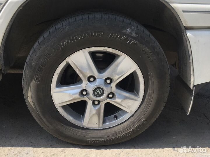 R18 Yokohama Geolandar H/T G056 285/60, PCD 5x150 DIA 110