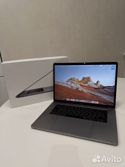 Macbook Pro 15 2019 i7