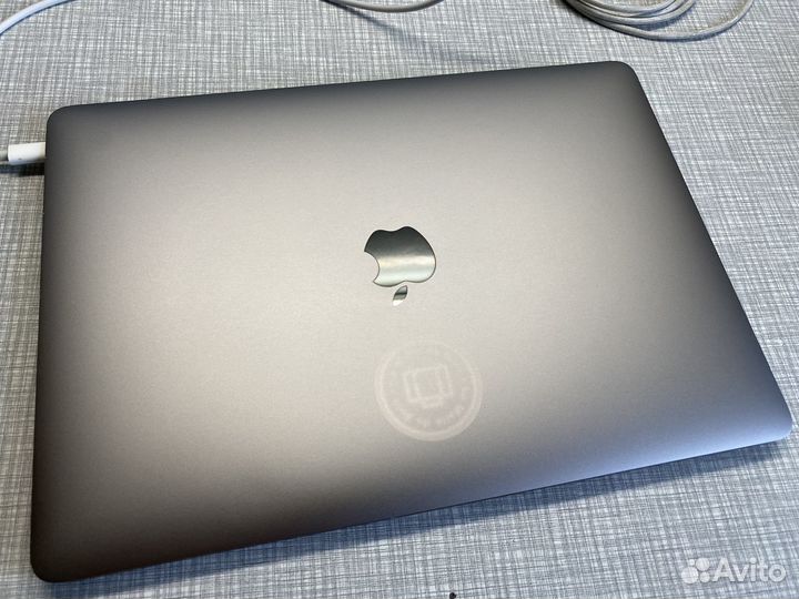 MacBook Pro 13-inch