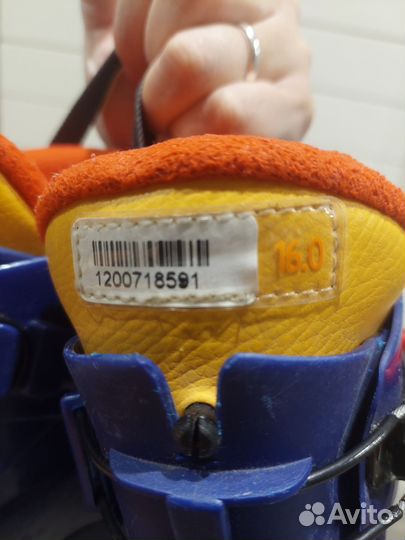 Горнолыжные ботинки детские 16