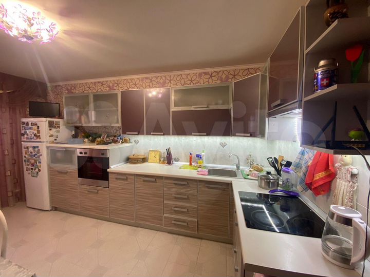 3-к. квартира, 80 м², 11/12 эт.