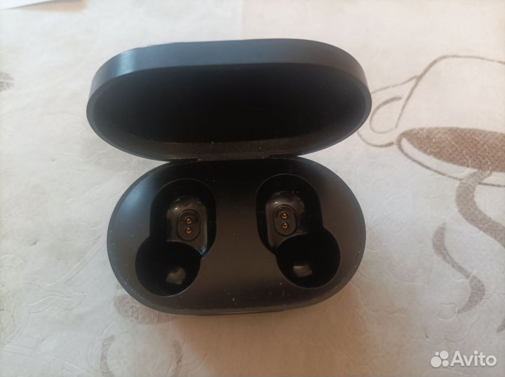 Коробка от наушников Xiaomi Redmi Air Dots