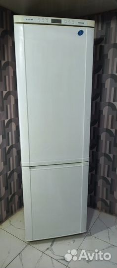 Холодильник бу в хорошем состоянии