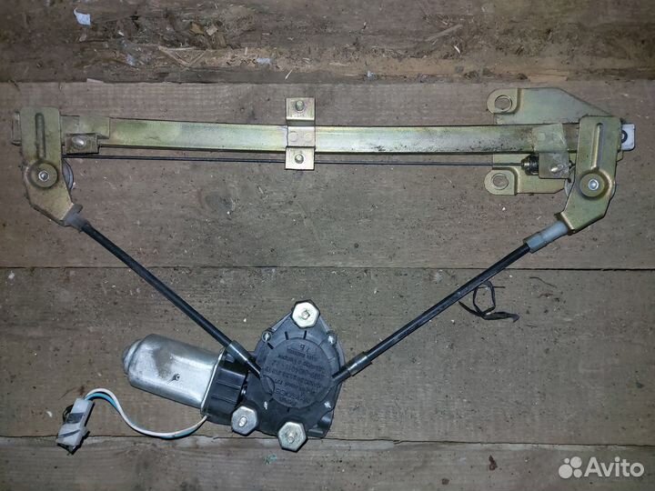 Стеклоподъемник 2114 электрический передний левый