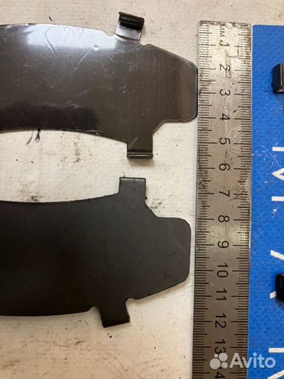 Пластины антискрипные комплект Infiniti