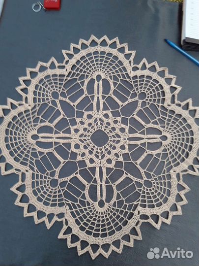 Салфетка вязаная