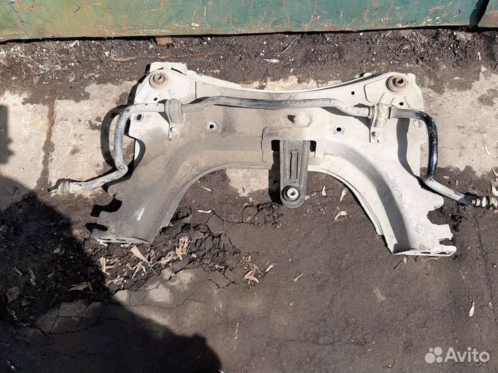 Подрамник рено меган 2, Сценик 2