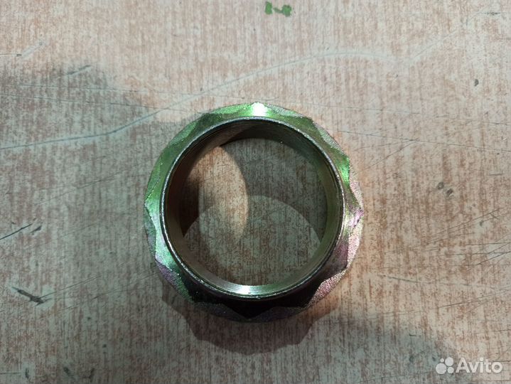 Гайка редуктора T5G F3000 AC16 MCP16 MCY13 Shacman