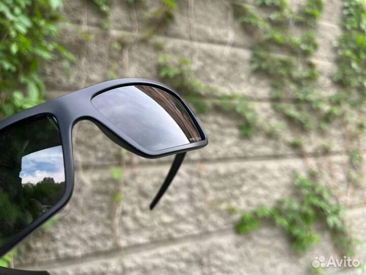 Очки Oakley Cables