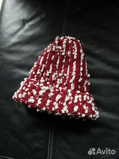 Набор шапок женских 5 штук