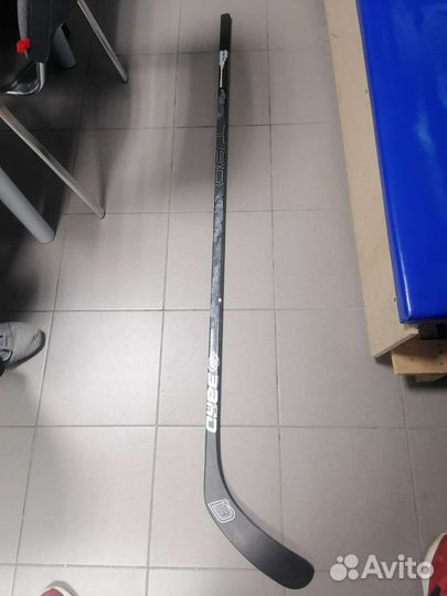 Клюшка хоккейная правый хват