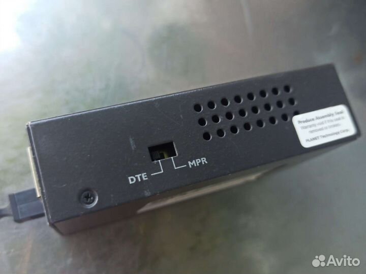 Медиаконвертер Planet 10/100Base-TX to 100Base-FX