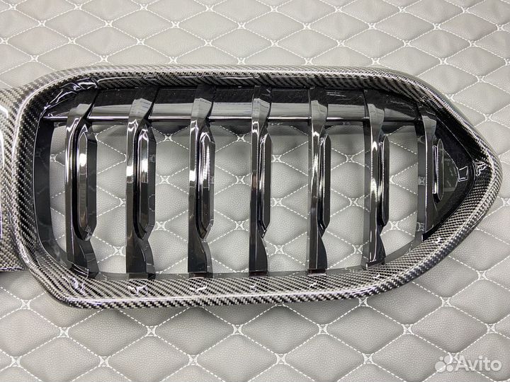Решетка радиатора BMW F44 M performance карбон