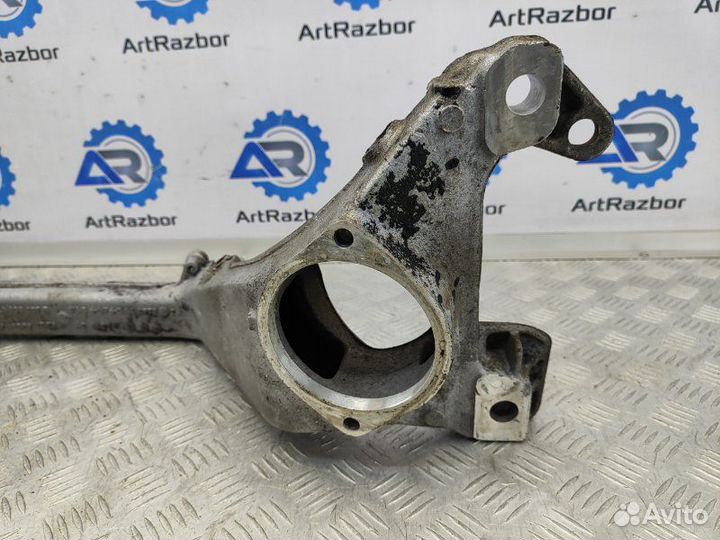 Балка подмоторная (подрамник) передняя Volkswagen