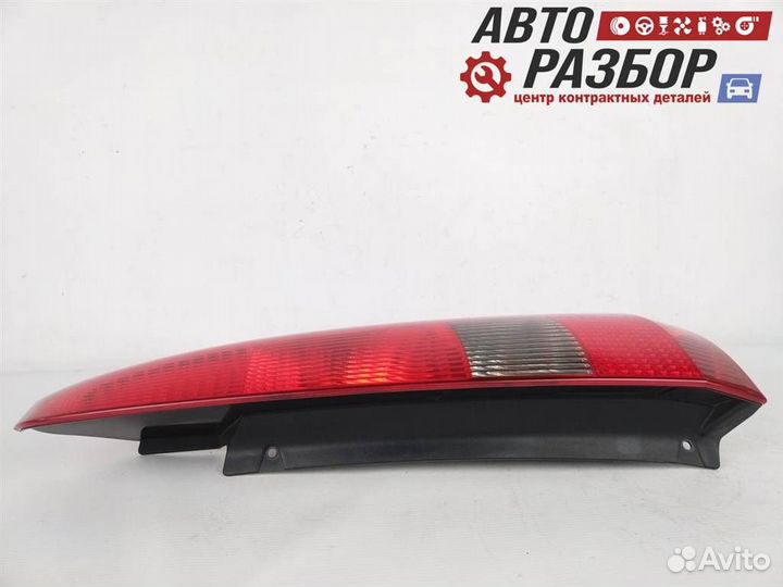 Фонарь задний правый форд Fusion 2002 -2005