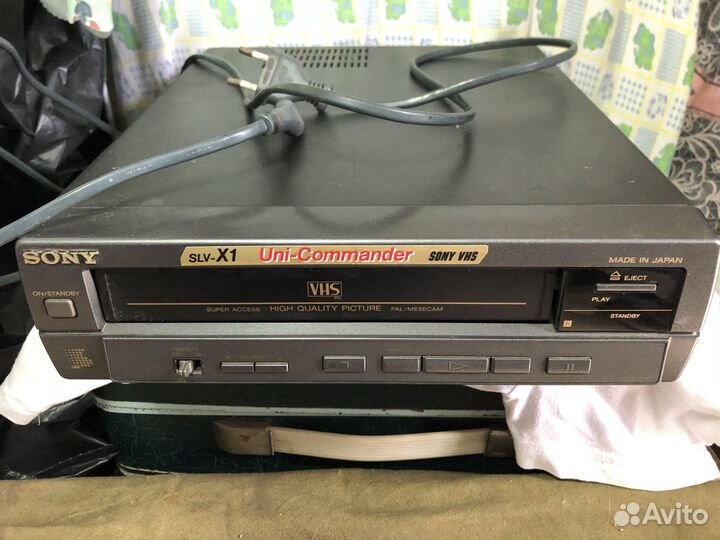 Видеомагнитофон sony