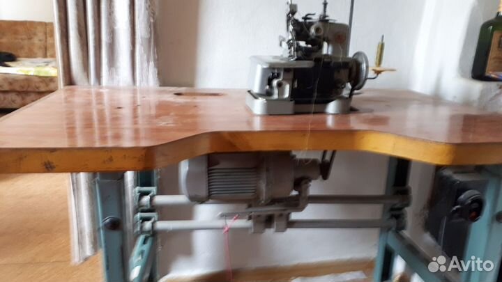 Оверлок промышленный бу