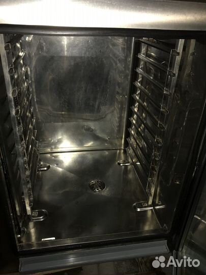 Пароконвектомат