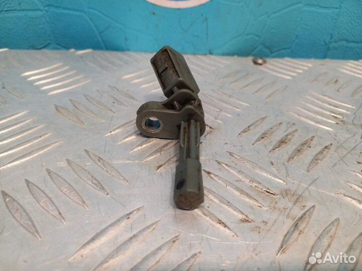 Датчик ABS задний правый Volkswagen Passat B7 1.4