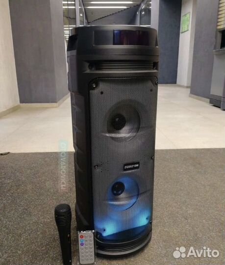 Колонка оригинал светомузыка (с микрофоном )