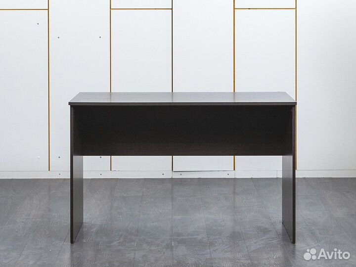 Офисный стол прямой