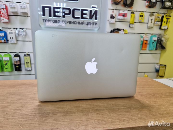 Ноутбук Apple MacBook Air 11 Mid 2012