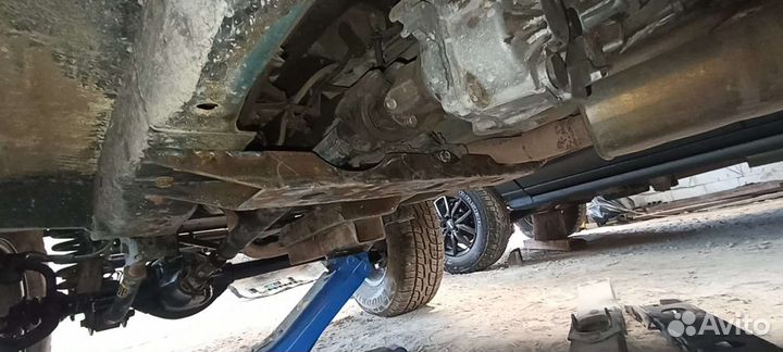 Траверса под АКПП jeep grand cherokeeZJ