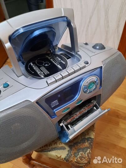 Магнитофон sanyo